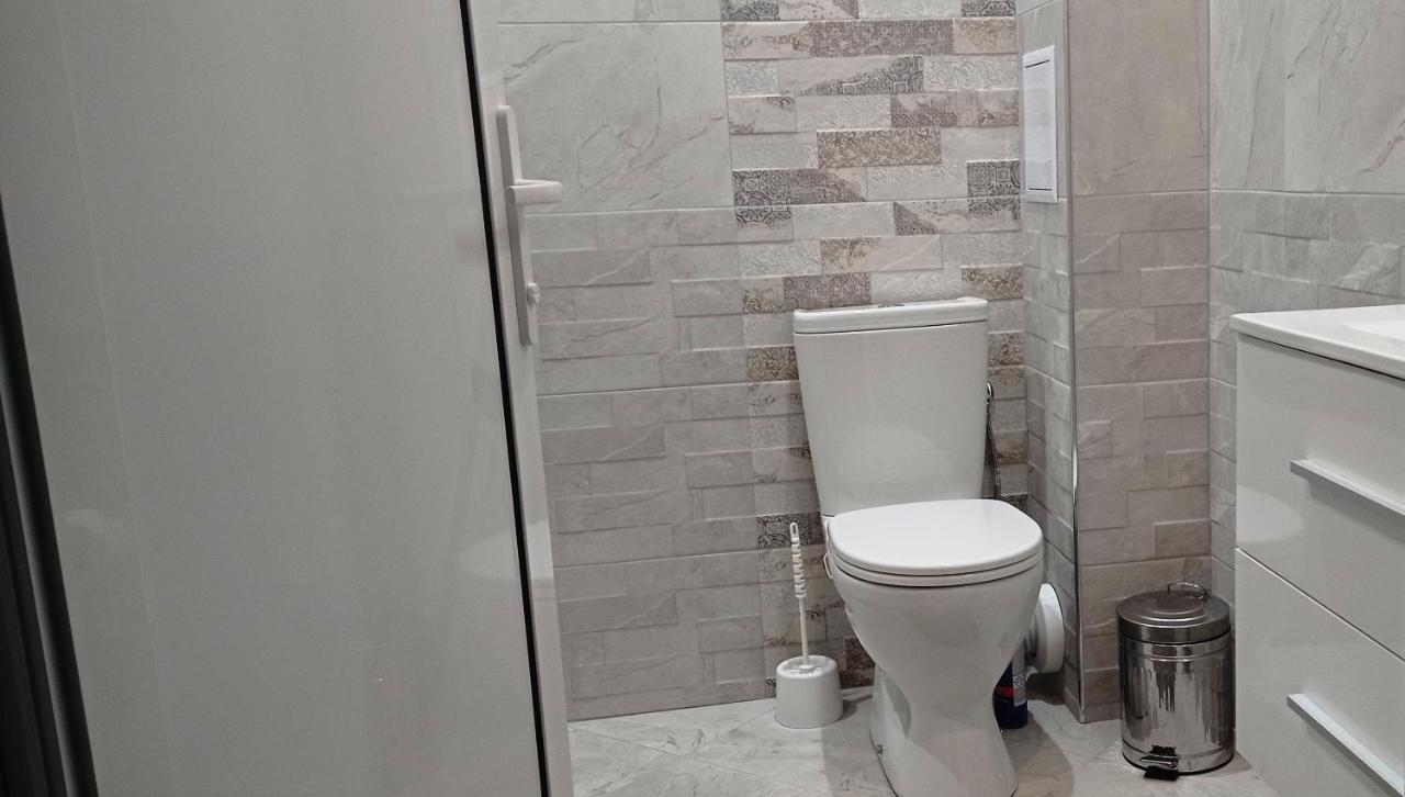 Apartment Sea Holidays Бургас Экстерьер фото